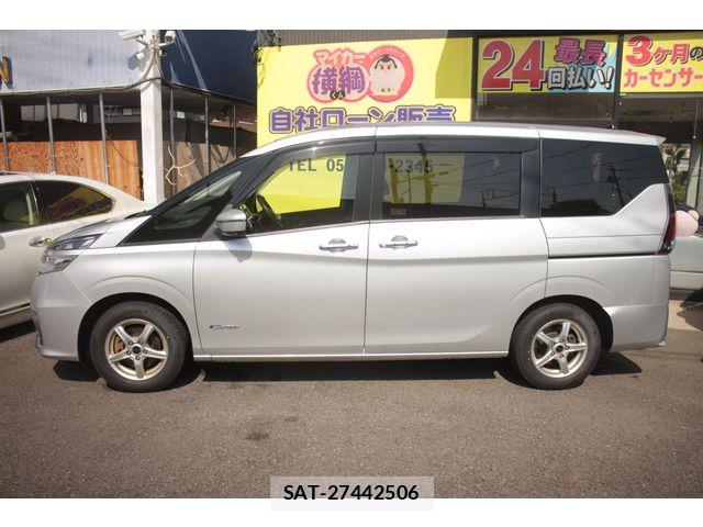 Nissan SERENA 2017-05 6998143-12