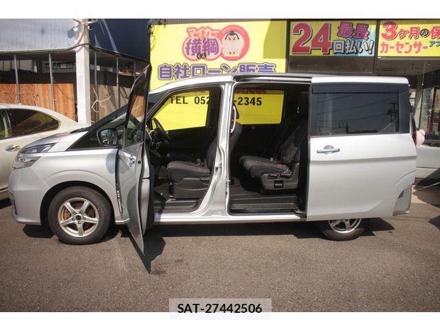 Nissan SERENA 2017-05 6998143-13
