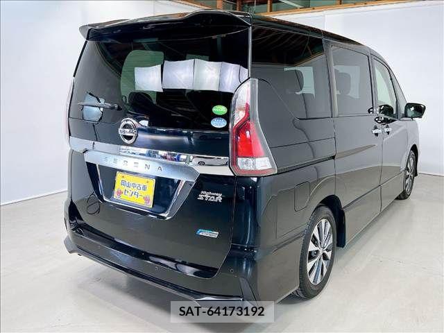 Nissan SERENA 2017-03 6998182-3