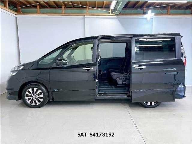 Nissan SERENA 2017-03 6998182-7