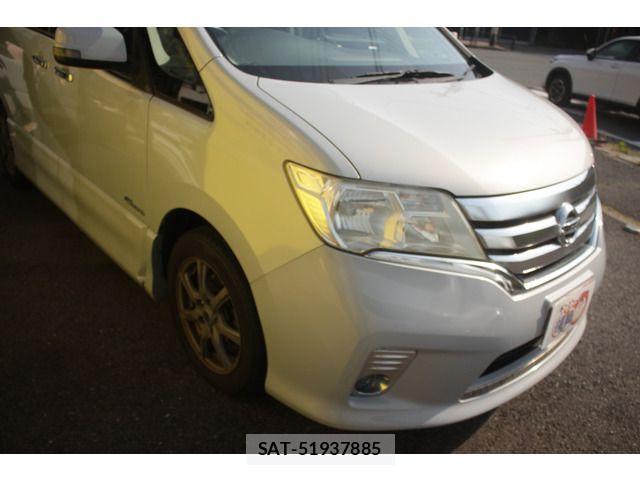 Nissan SERENA 2013-04 6998152-5