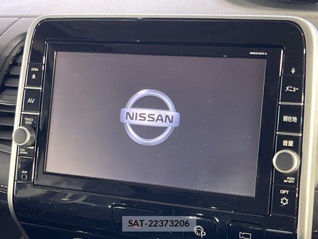 Nissan SERENA 2017-06 6998131-3