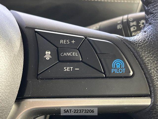 Nissan SERENA 2017-06 6998131-6