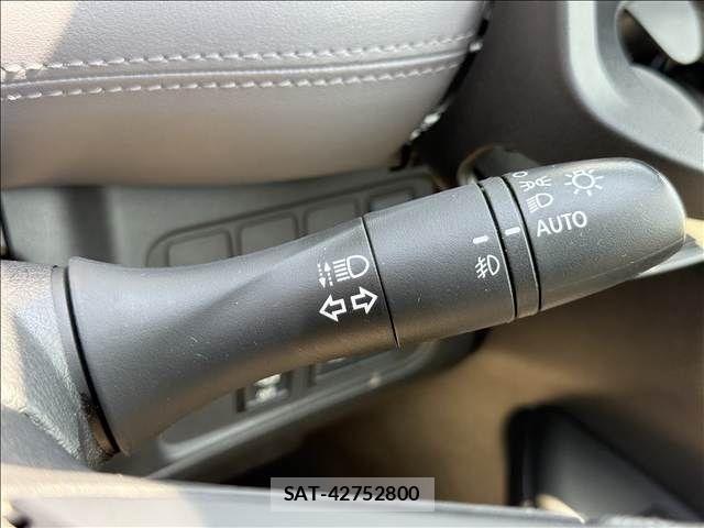 Nissan SERENA 2019-11 6998134-28