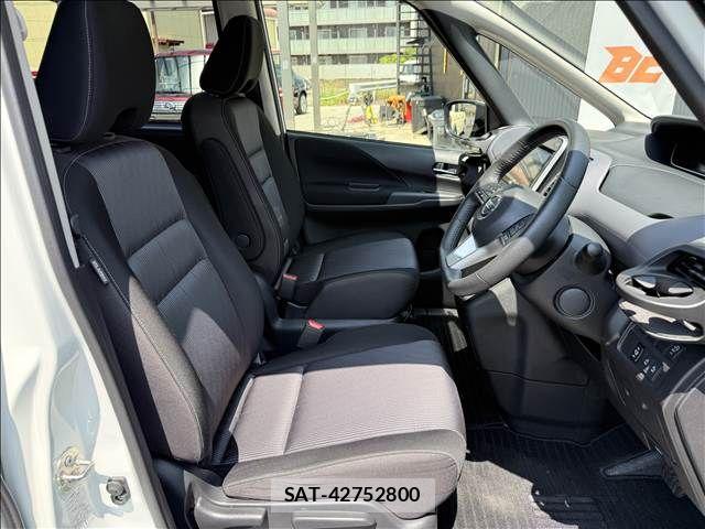 Nissan SERENA 2019-11 6998134-8