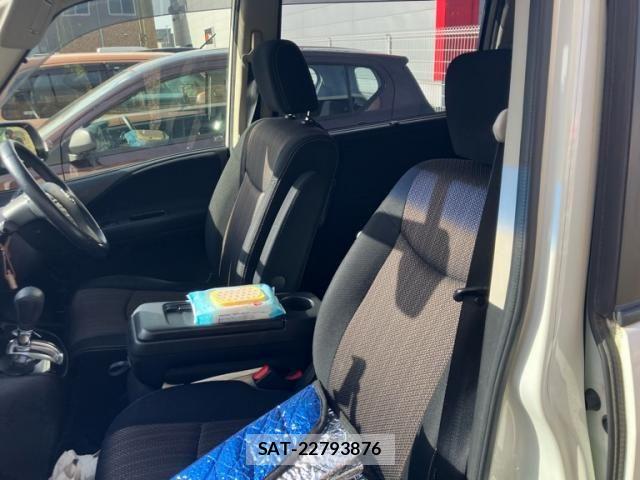 Nissan SERENA 2014-04 6998175-11