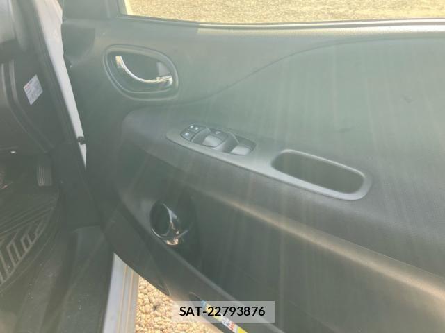 Nissan SERENA 2014-04 6998175-12