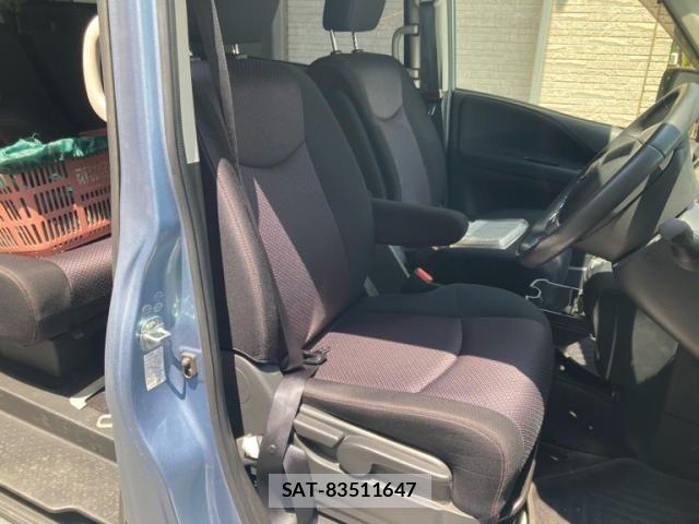 Nissan SERENA 2014-01 6998162-14