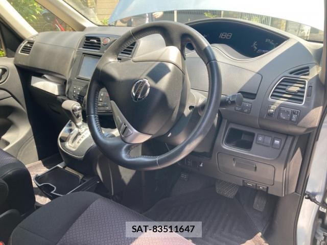 Nissan SERENA 2014-01 6998162-15