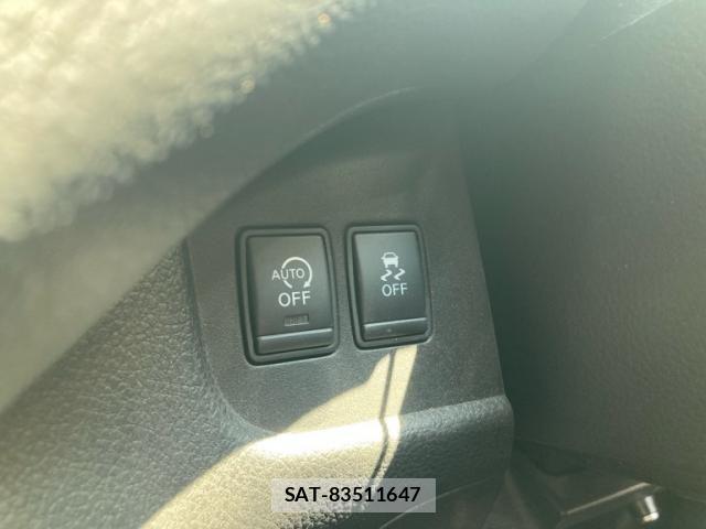 Nissan SERENA 2014-01 6998162-22