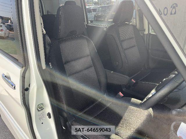 Nissan SERENA 2018-03 6998111-9
