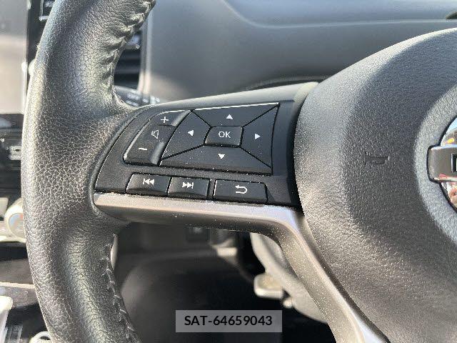 Nissan SERENA 2018-03 6998111-21
