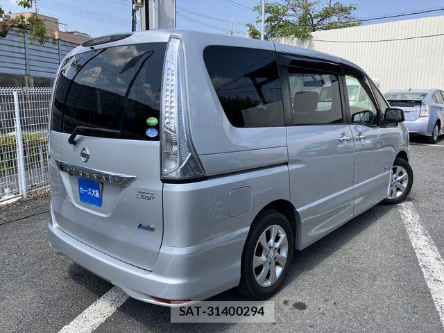 Nissan SERENA 2013-02 6998170-2