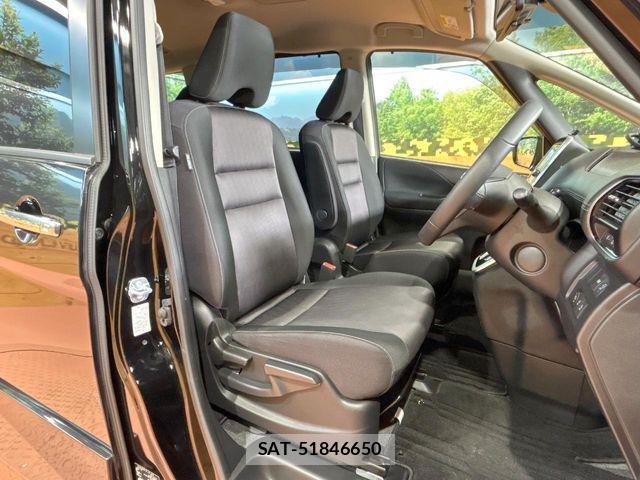 Nissan SERENA 2018-02 6998113-7