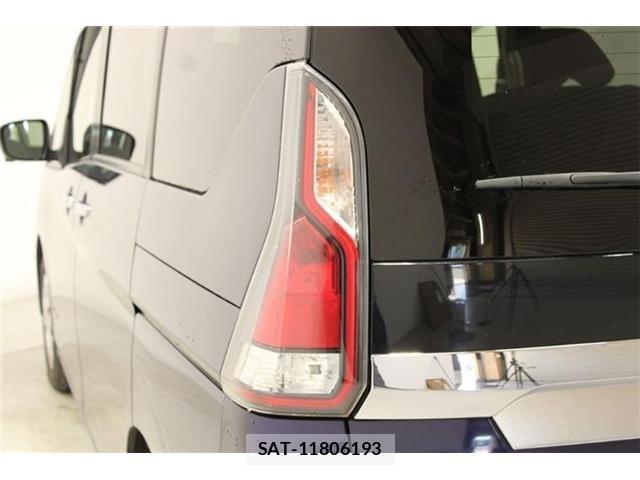 Nissan SERENA 2017-08 6998141-18