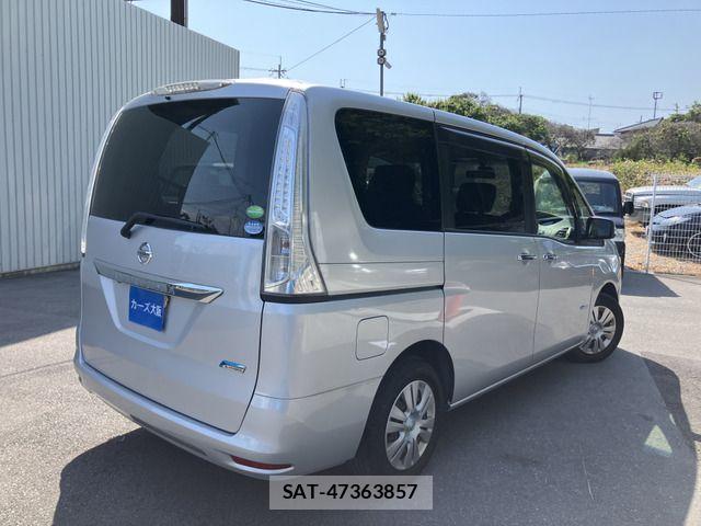 Nissan SERENA 2015-05 7021563-2