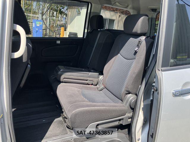Nissan SERENA 2015-05 7021563-4