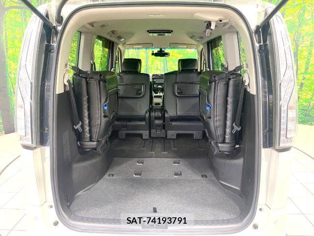 Nissan SERENA 2015-04 7021559-10