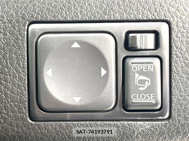 Nissan SERENA 2015-04 7021559-5
