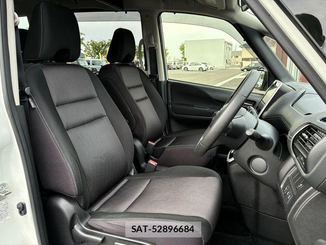 Nissan SERENA 2018-09 7021553-12