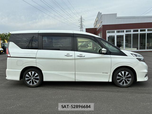 Nissan SERENA 2018-09 7021553-5