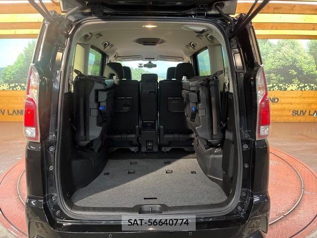 Nissan SERENA 2017-07 7021549-11