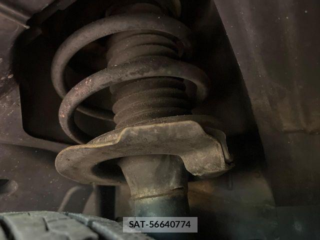 Nissan SERENA 2017-07 7021549-19