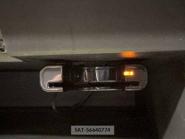 Nissan SERENA 2017-07 7021549-6