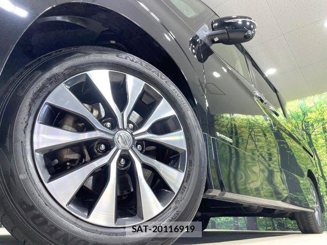 Nissan SERENA 2018-09 7021550-13