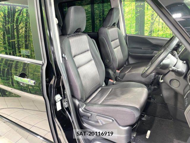 Nissan SERENA 2018-09 7021550-7