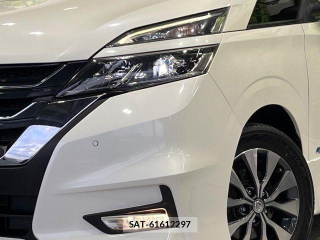 Nissan SERENA 2017-11 7021552-12