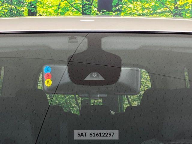 Nissan SERENA 2017-11 7021552-5