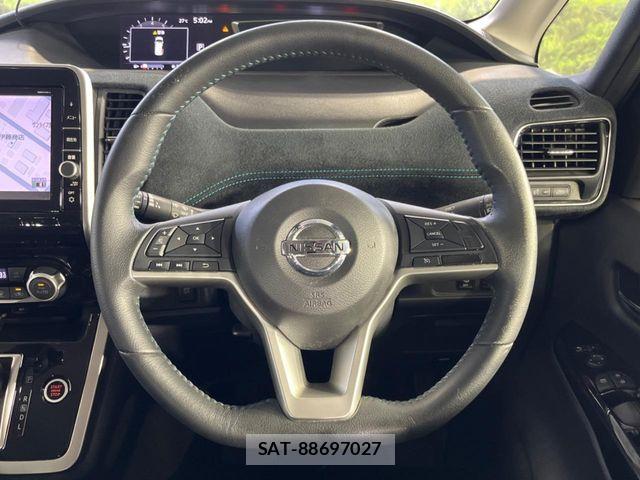 Nissan SERENA 2016-12 7021555-11