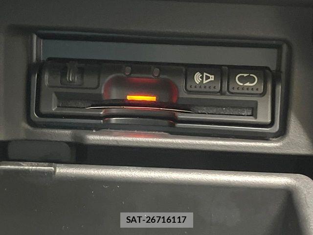 Nissan SERENA 2015-05 7021560-6