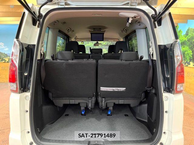 Nissan SERENA 2017-03 7060652-10