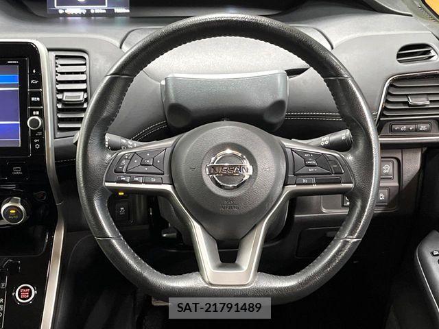Nissan SERENA 2017-03 7060652-11