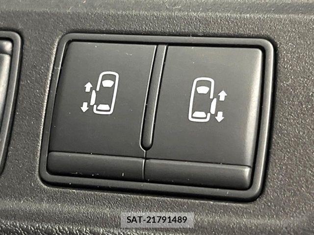 Nissan SERENA 2017-03 7060652-5