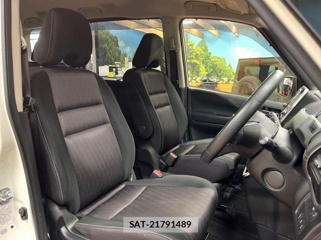 Nissan SERENA 2017-03 7060652-7