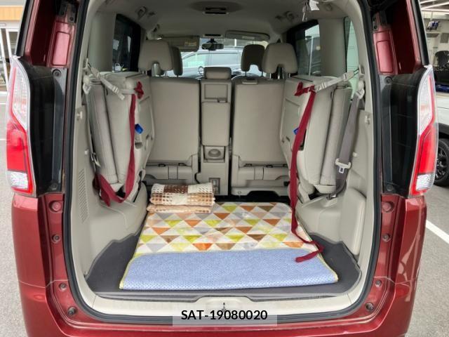 Nissan SERENA 2016-12 7060663-8
