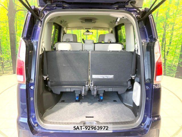Nissan SERENA 2016-10 7060657-10