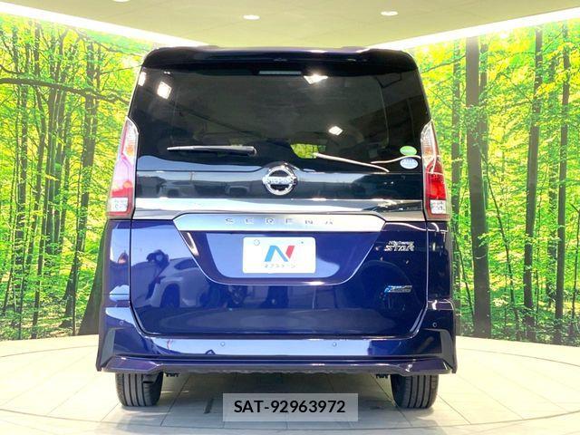 Nissan SERENA 2016-10 7060657-15