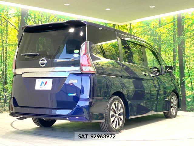 Nissan SERENA 2016-10 7060657-17