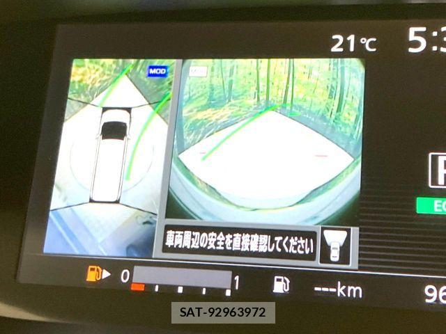 Nissan SERENA 2016-10 7060657-3