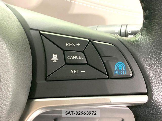 Nissan SERENA 2016-10 7060657-5