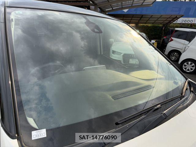 Nissan SERENA 2017-03 7060655-13