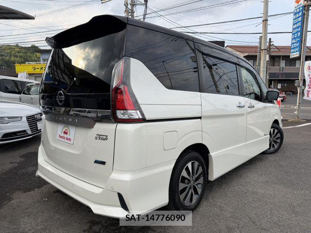 Nissan SERENA 2017-03 7060655-16
