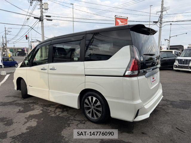 Nissan SERENA 2017-03 7060655-17