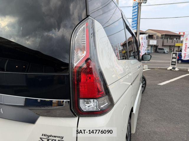 Nissan SERENA 2017-03 7060655-18