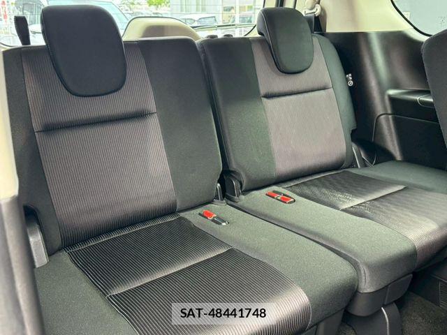Nissan SERENA 2017-12 7060650-21