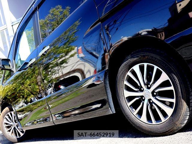 Nissan SERENA 2015-05 7060656-10